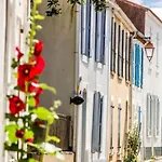 Les Pieds Dans L'eau Saint Gilles Croix de vie