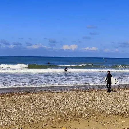 Les Pieds Dans L'eau Apartman *
