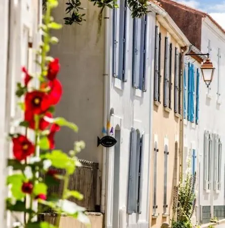 Les Pieds Dans L'eau Saint-Gilles-Croix-de-Vie