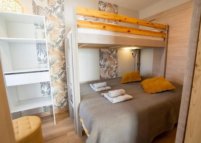 Les Pieds Dans L'eau * Saint Gilles Croix de vie